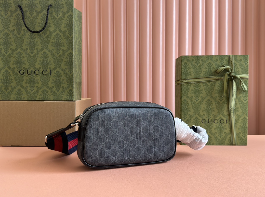 Gucci Satchel Bags